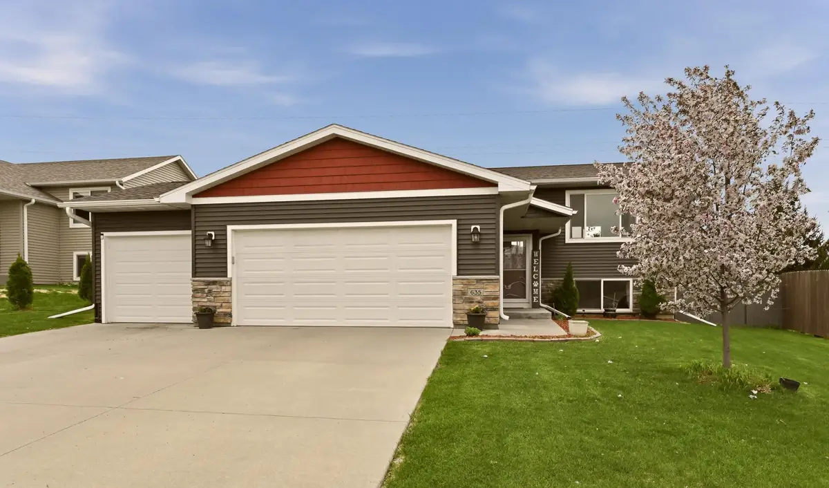 635 Strafford Drive, Zumbrota, MN 55992 - #1