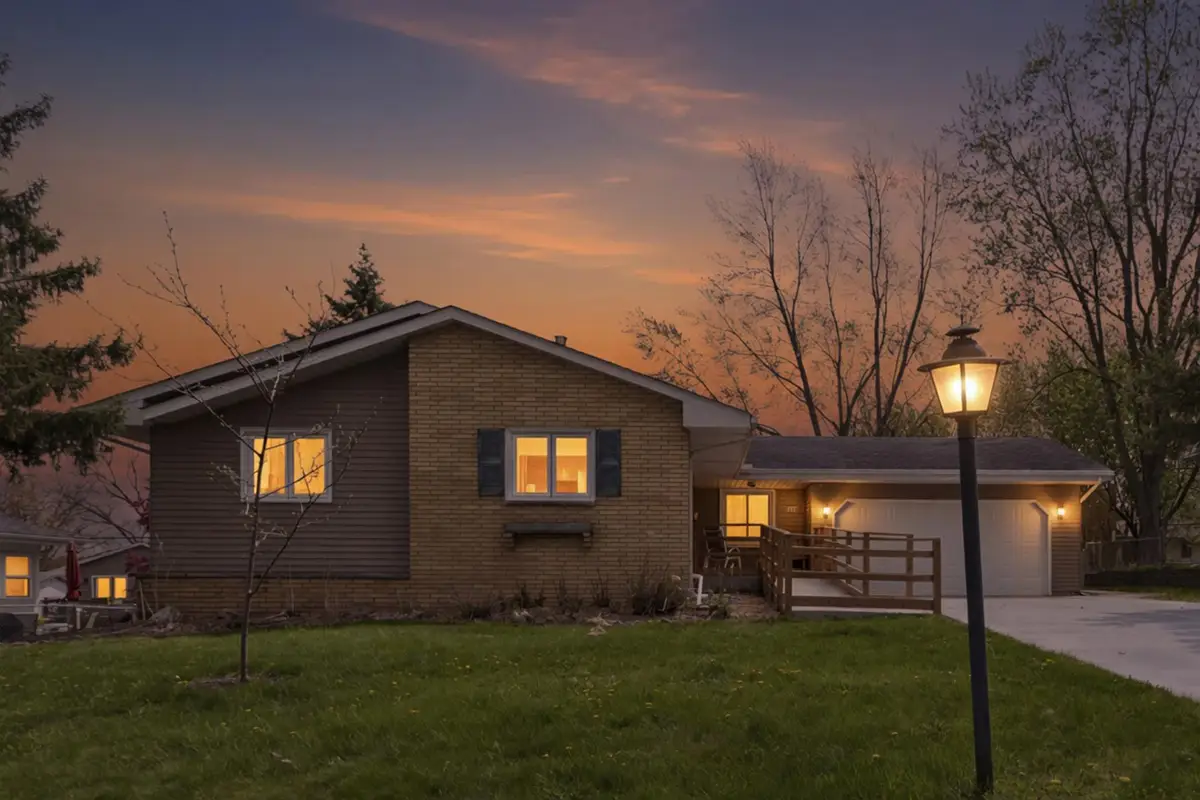 7925 29th Avenue N, New Hope, MN 55427 - #1