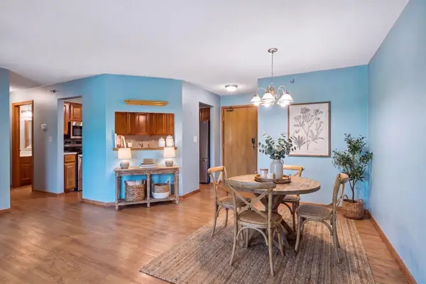 3801 W 98th Street #209, Bloomington, MN 55431