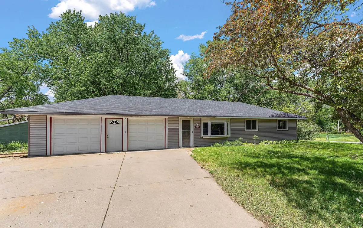 10250 Redwood Street Nw, Coon Rapids, MN 55433 - #1