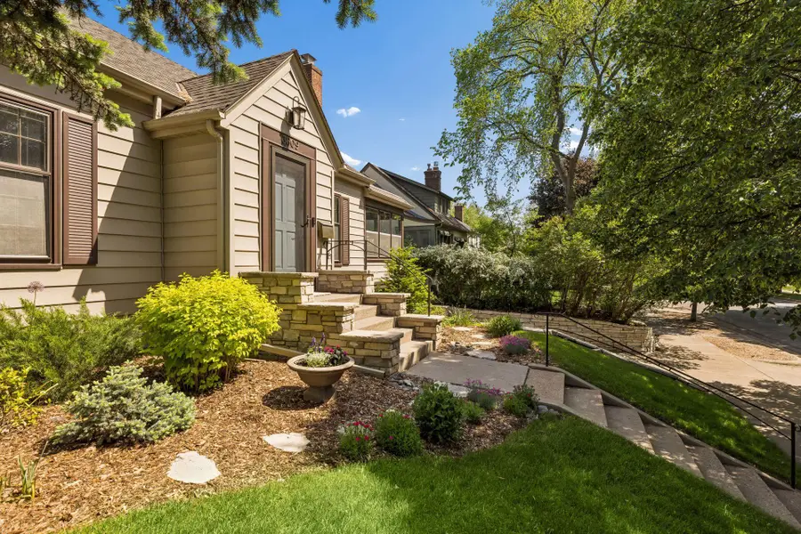 3809 Kipling Avenue, Saint Louis Park, MN 55416 - #2
