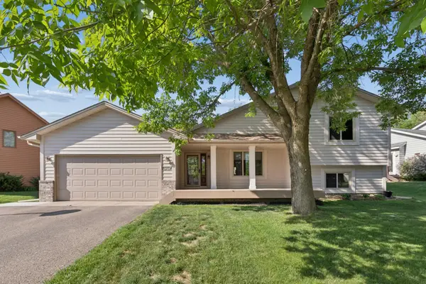 20704 Jaguar Avenue, Lakeville, MN 55044