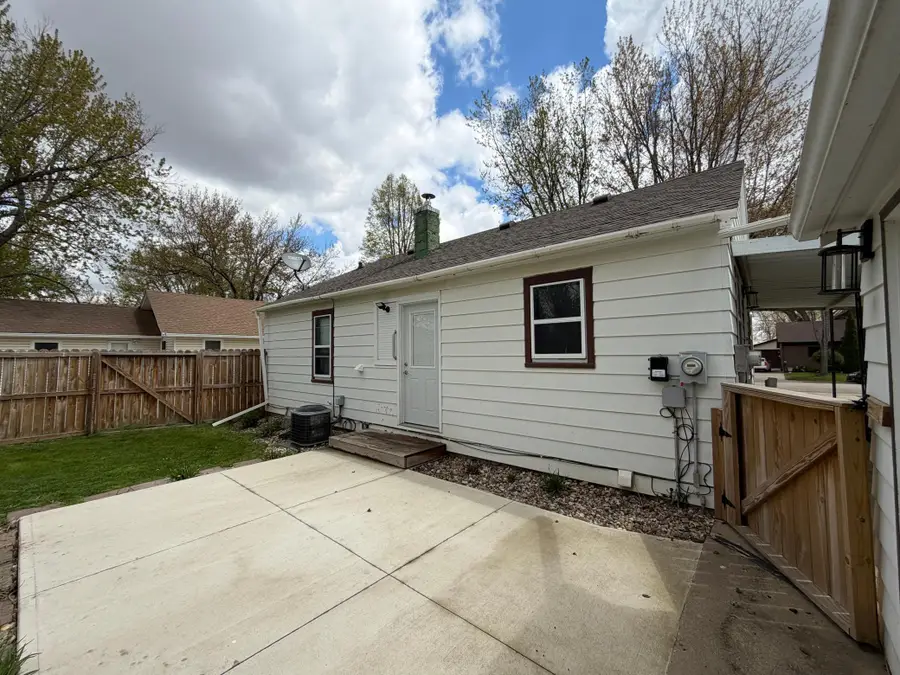 708 S Donaldson Street, Luverne, MN 56156 - #2