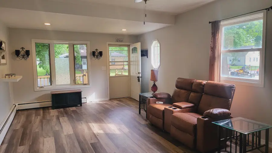 203 N Monroe Street, Minneota, MN 56264 - #3
