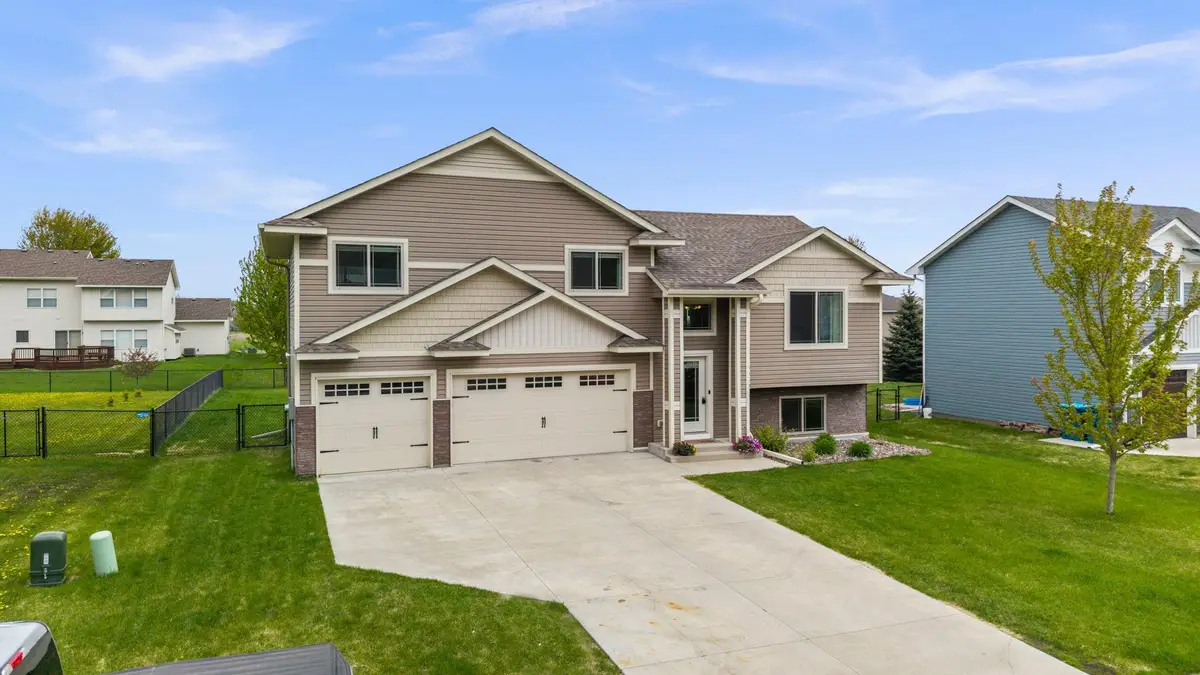 19089 Johnson Street Nw, Elk River, MN 55330 - #1