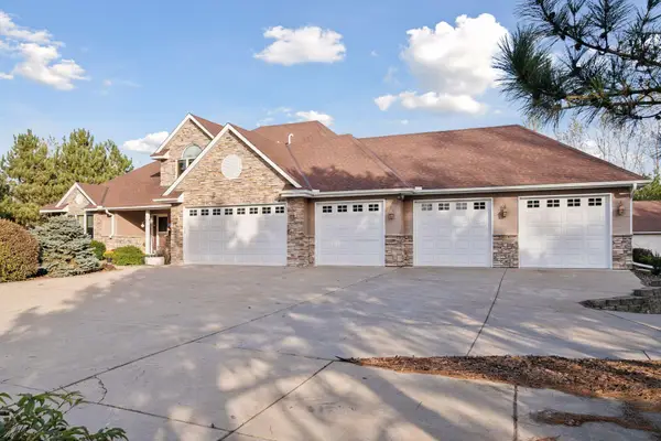 16339 Guadalcanal Street Ne, Andover, MN 55304