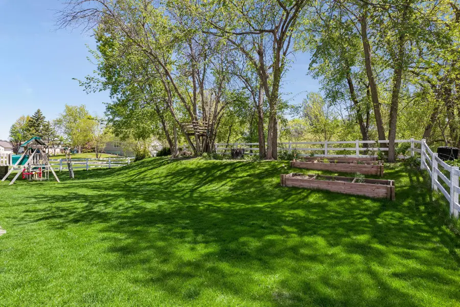 3790 Yellowstone Lane N, Plymouth, MN 55446 - #3
