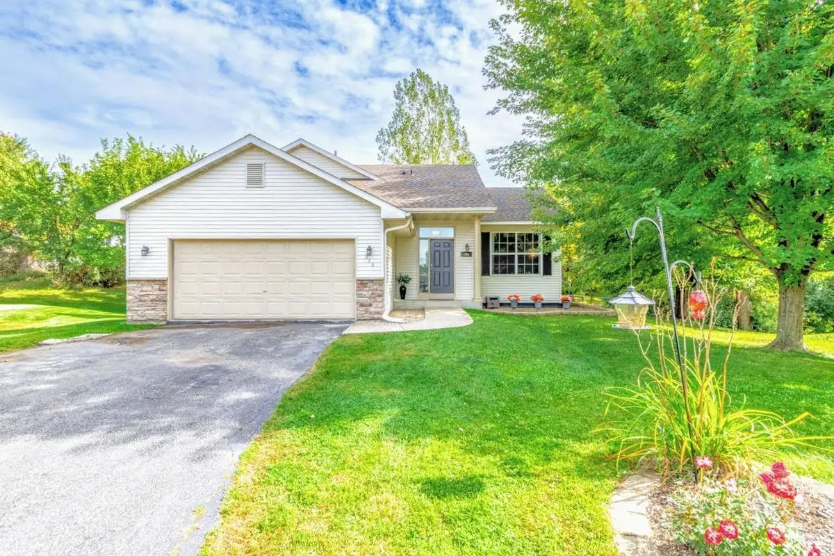 536 5th Avenue Sw, Lonsdale, MN 55046 - #1