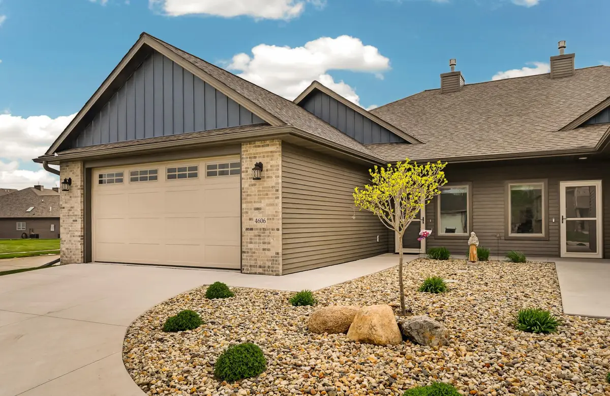 4606 Buckingham Drive Nw, Rochester, MN 55901 - #1