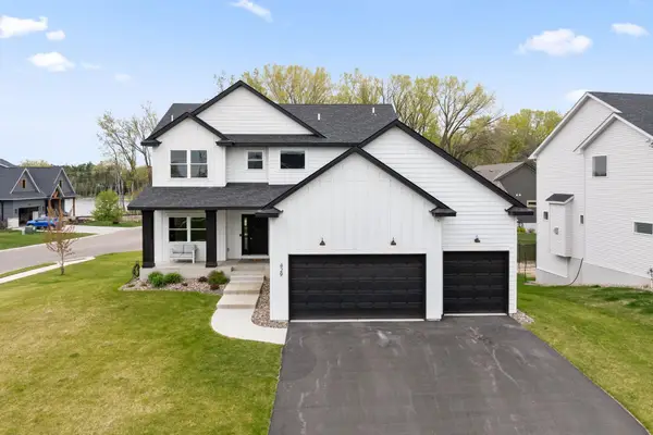 429 Collova Drive, Vadnais Heights, MN 55127