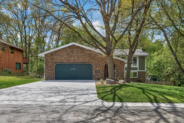 11725 52nd Avenue N, Plymouth, MN 55442