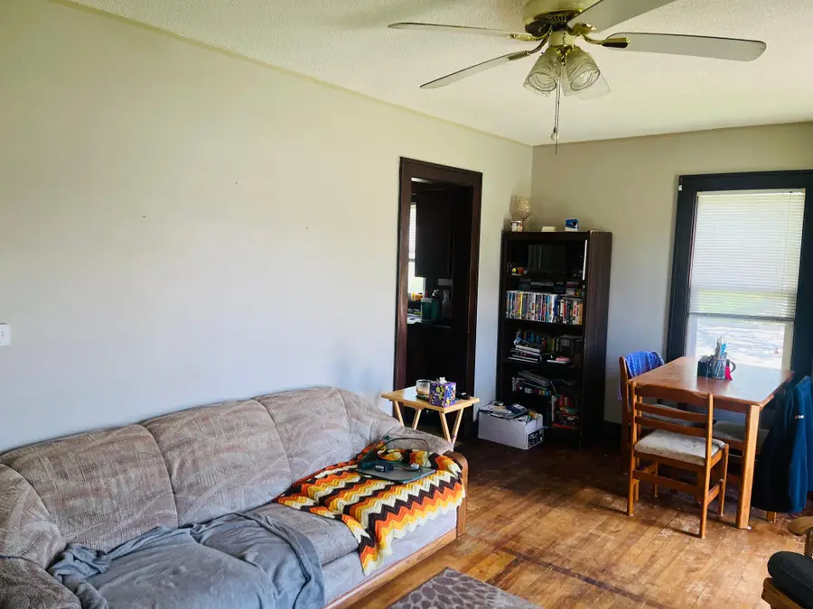 319 8th Street E, Albert Lea, MN 56007 - #2