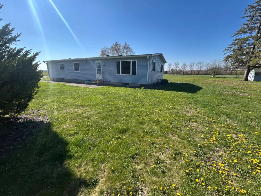200 Prairie Avenue, Darfur, MN 56022 - #2