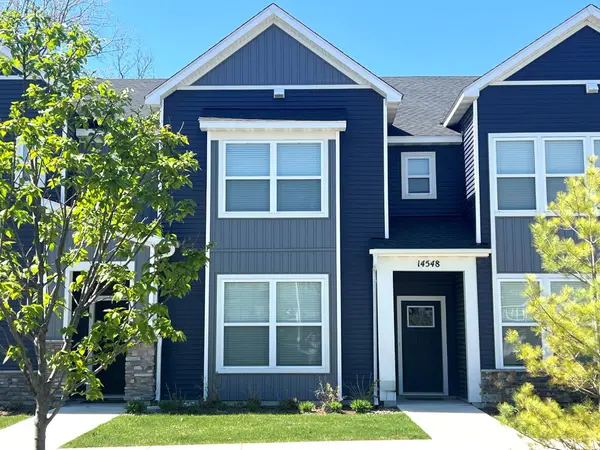 14548 Twin Lakes Circle, Burnsville, MN 55306