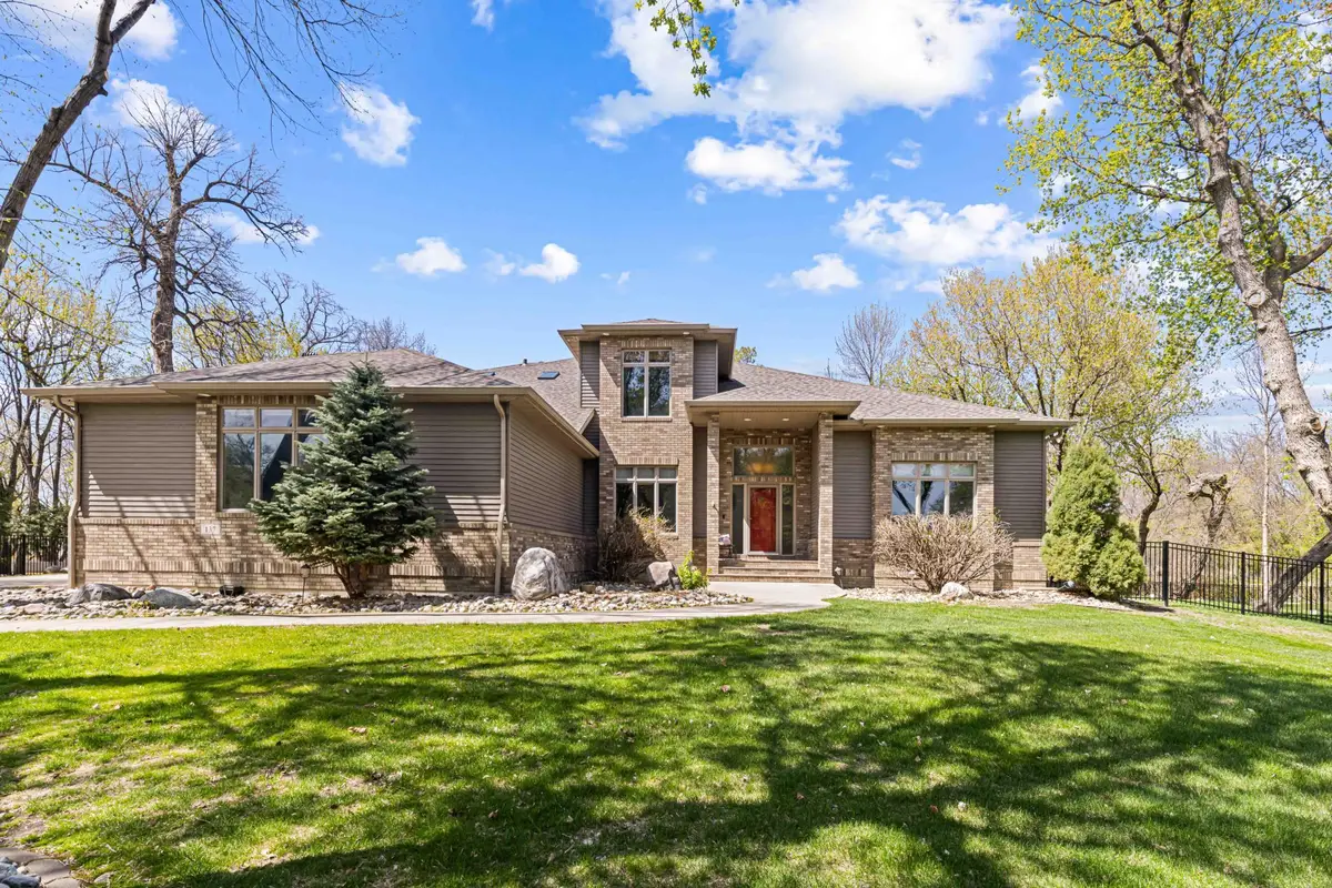137 49th Avenue E, West Fargo, ND 58078 - #1