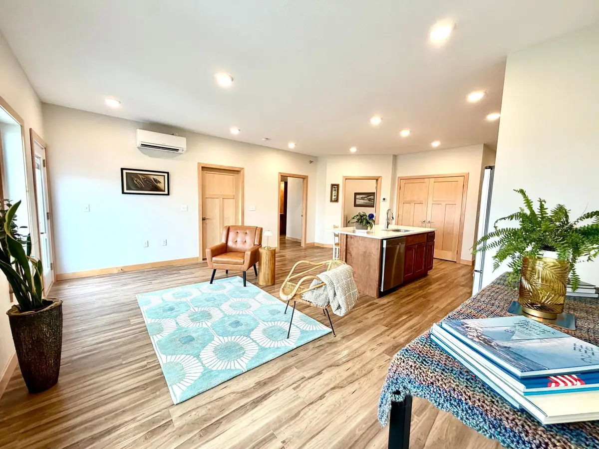 715 Lake Shore Drive Ne #201, Bemidji, MN 56601 - #1