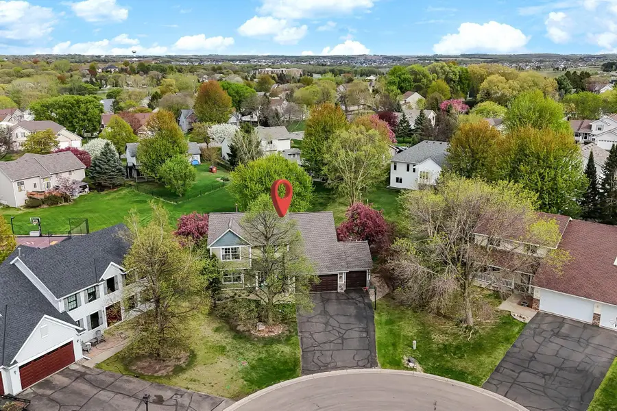 3851 Featherstone Circle, Woodbury, MN 55125 - #3