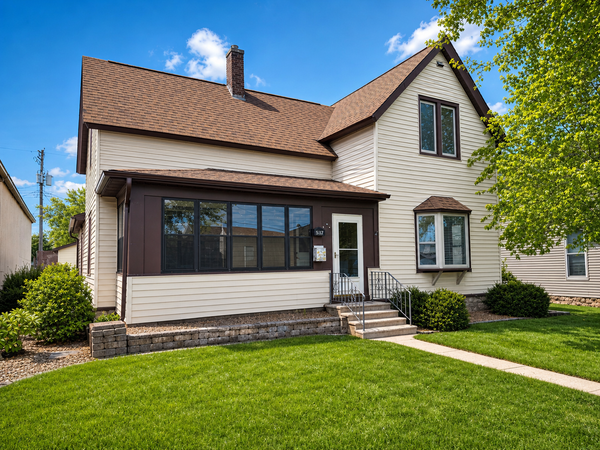 317 E 2nd Street, Winona, MN 55987