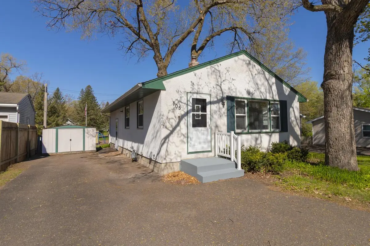 105 Warner Avenue S, Willernie, MN 55090 - #1