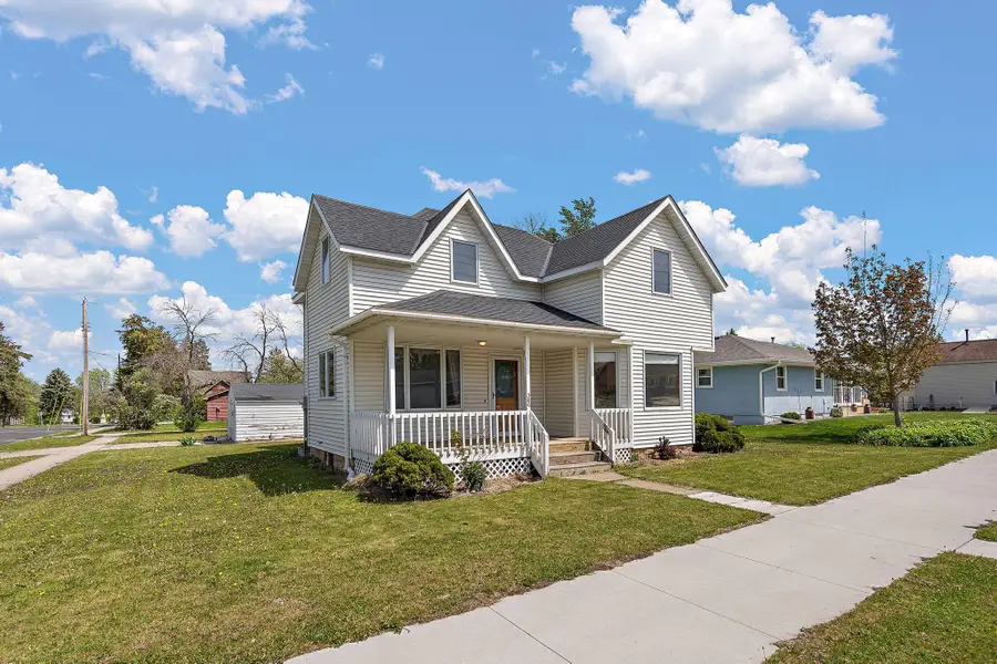 300 E State Street, Belle Plaine, MN 56011 - #3