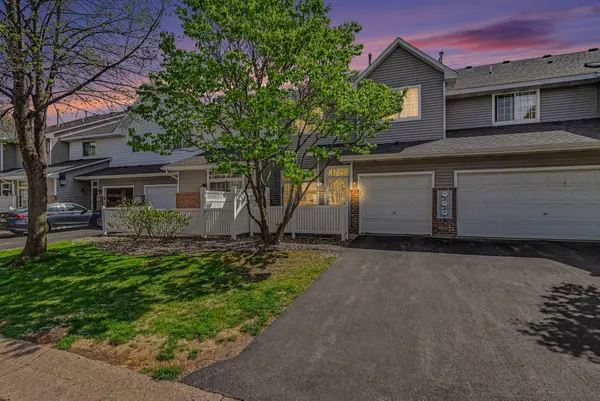 17900 Cobblestone Way, Eden Prairie, MN 55347
