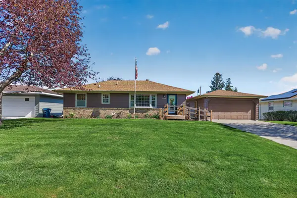 3325 143rd Street W, Rosemount, MN 55068