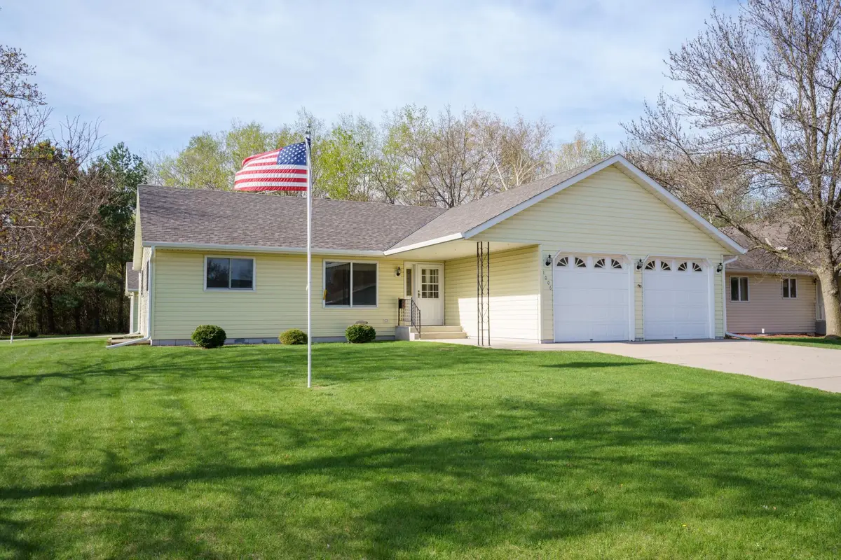 1006 8th Street S, Waite Park, MN 56387 - #1