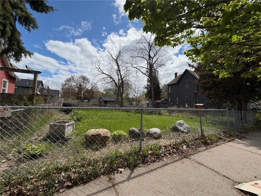 1132 Jackson Street, Saint Paul, MN 55117 - #3