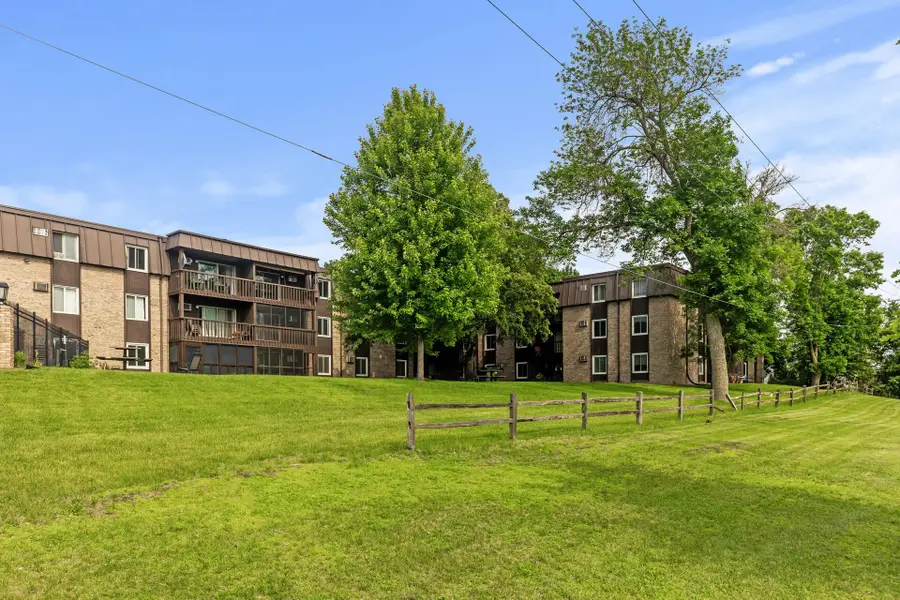 4207 Lakeside Avenue N #328, Brooklyn Center, MN 55429 - #2