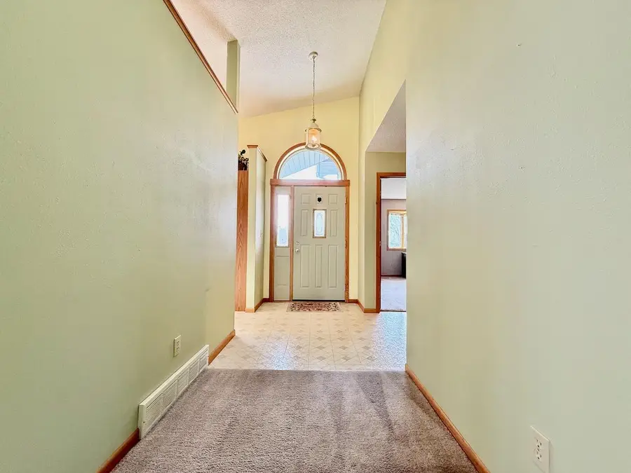 126 W Hilltop Drive, Fergus Falls, MN 56537 - #3
