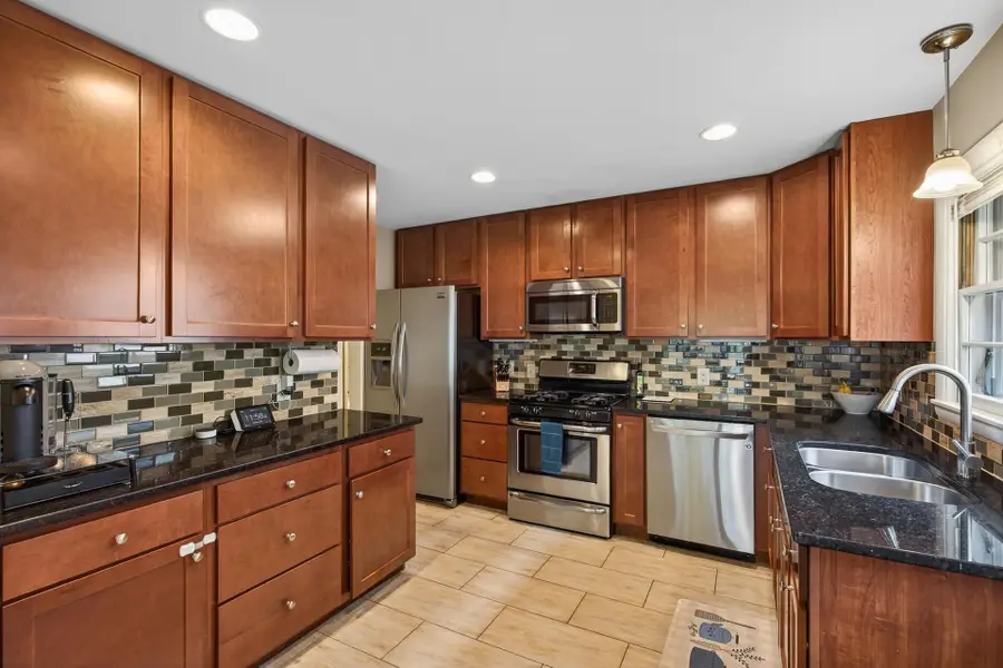 3049 Sumter Avenue S, Saint Louis Park, MN 55426 - #2