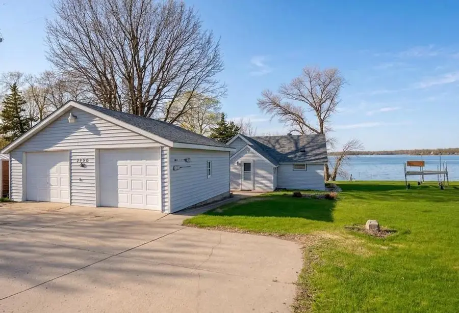 3596 189th Avenue Nw, New London, MN 56273 - #3