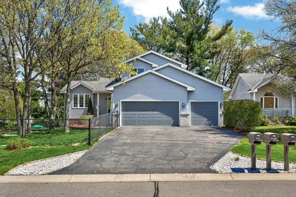 15493 Yellow Pine Street Nw, Andover, MN 55304