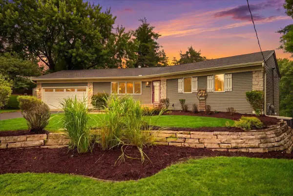 57 Quamwell Avenue S, Lakeland, MN 55043