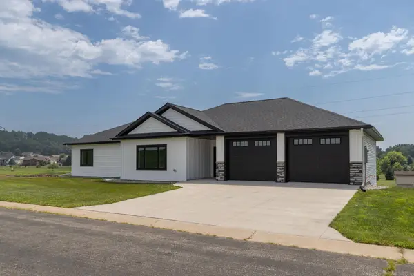 416 Brubaker Drive, Saint Charles, MN 55972