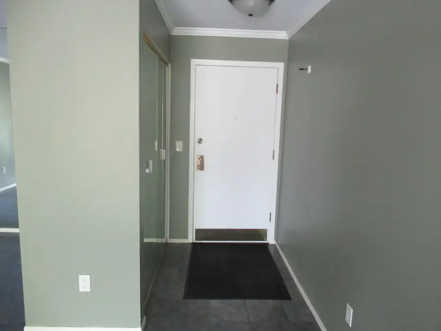 4120 Parklawn Avenue #135, Edina, MN 55435 - #2