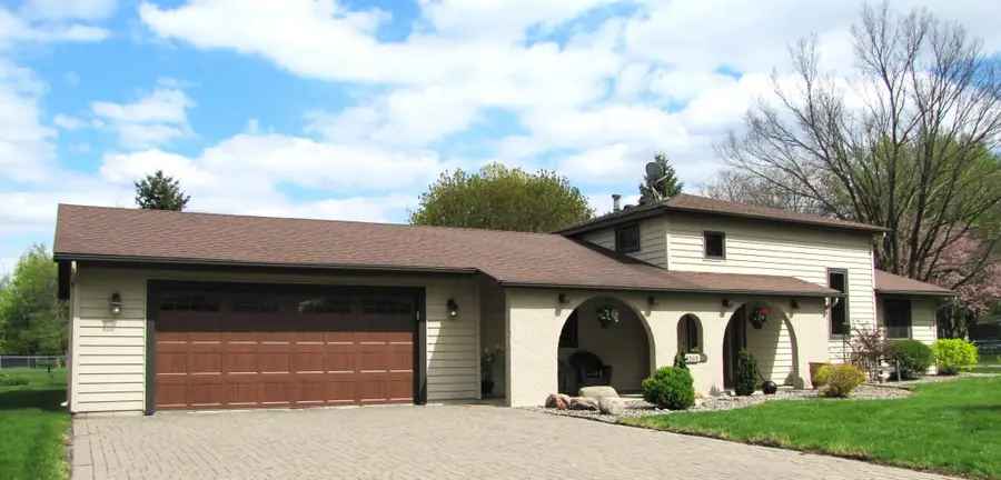 1565 Commerce Drive, North Mankato, MN 56003 - #2