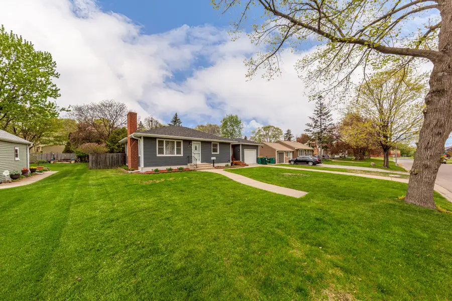 6624 Columbus Avenue S, Richfield, MN 55423 - #2