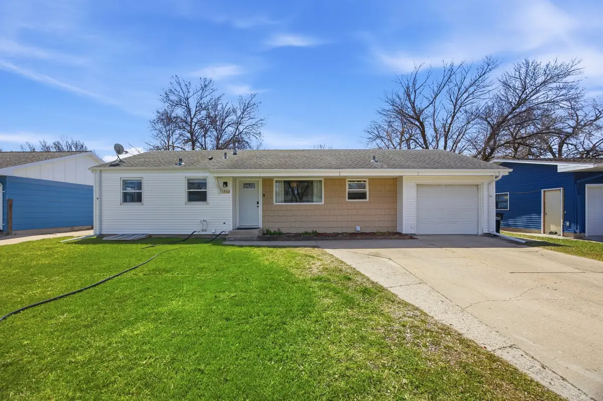 237 10 1/2 Avenue W, West Fargo, ND 58078 - #1