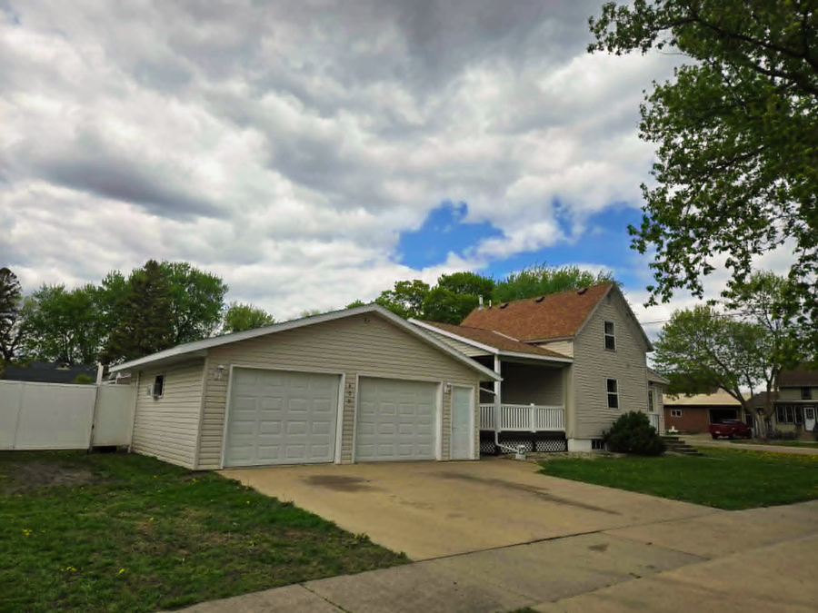 400 2nd Avenue Se, Wells, MN 56097 - #2