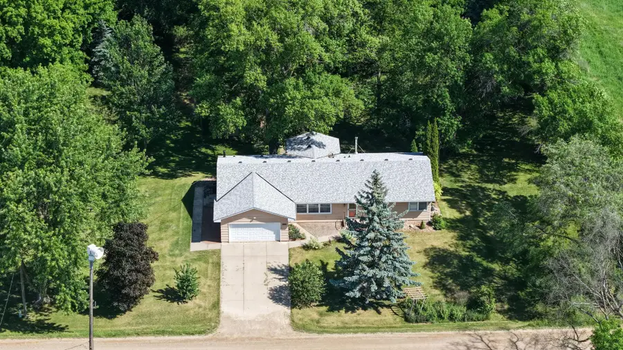 9884 35th Street Ne, Saint Michael, MN 55376 - #2