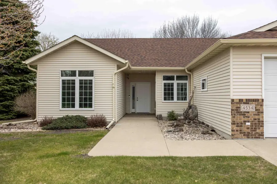 4534 3rd Street S, Moorhead, MN 56560 - #2