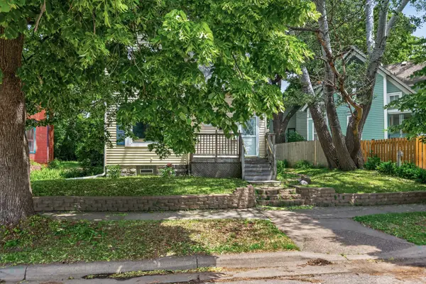 394 Dewey Street, Saint Paul, MN 55104