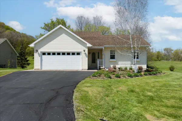 102 Eau Galle Drive, Elmwood, WI 54740