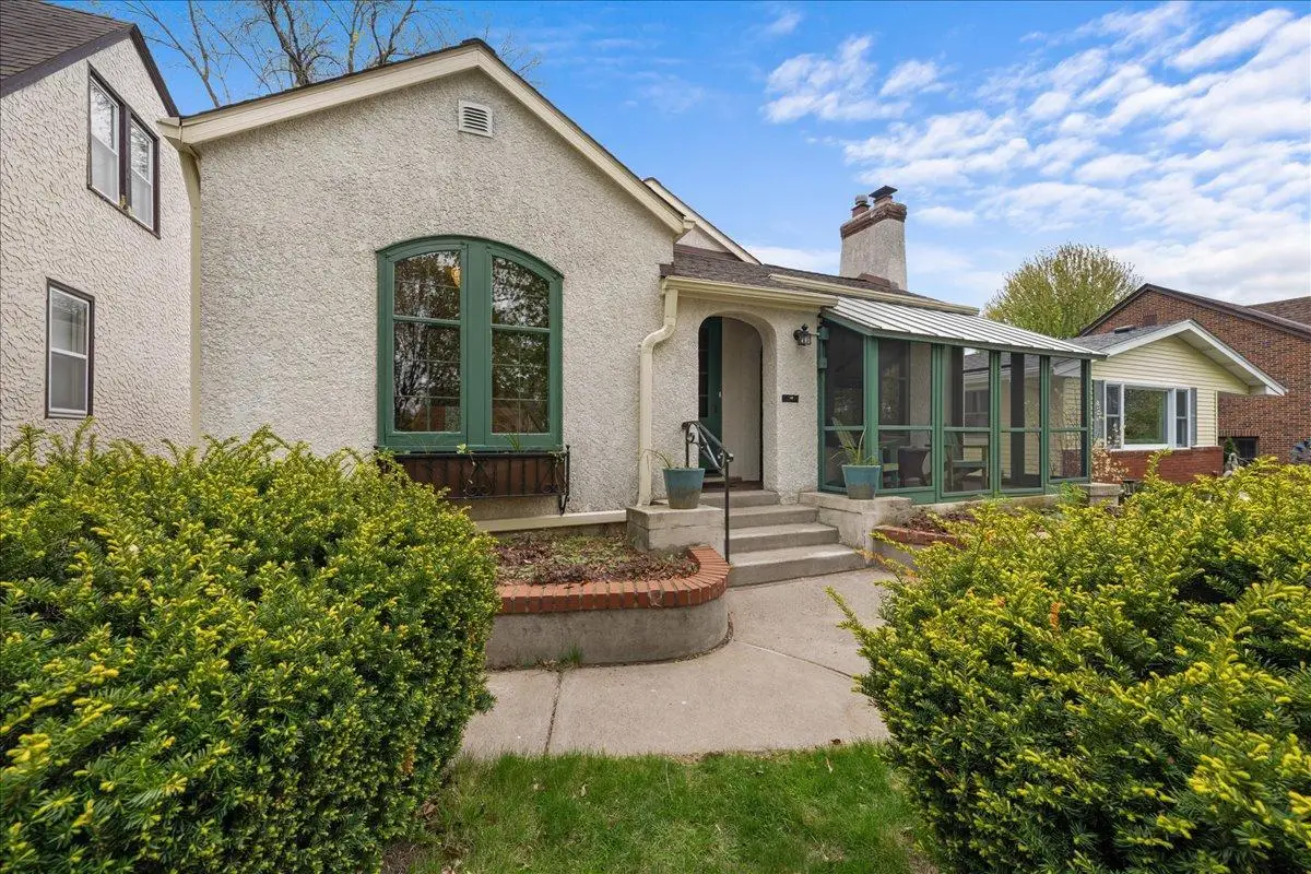 1736 Bayard Avenue, Saint Paul, MN 55116 - #1