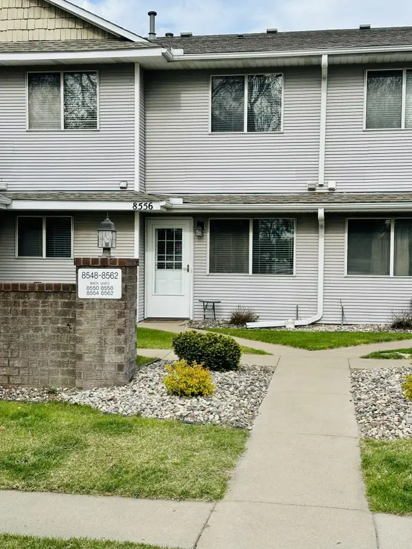 8556 S Pond Trail, Champlin, MN 55316