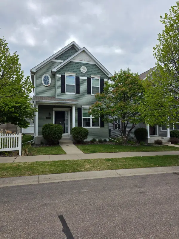 10167 Indigo Drive, Eden Prairie, MN 55347
