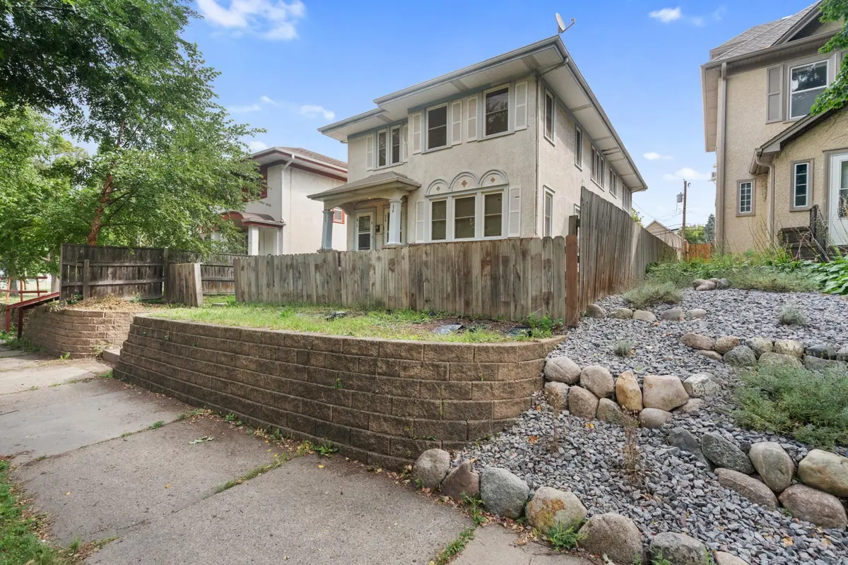 918 Queen Avenue N, Minneapolis, MN 55411 - #1