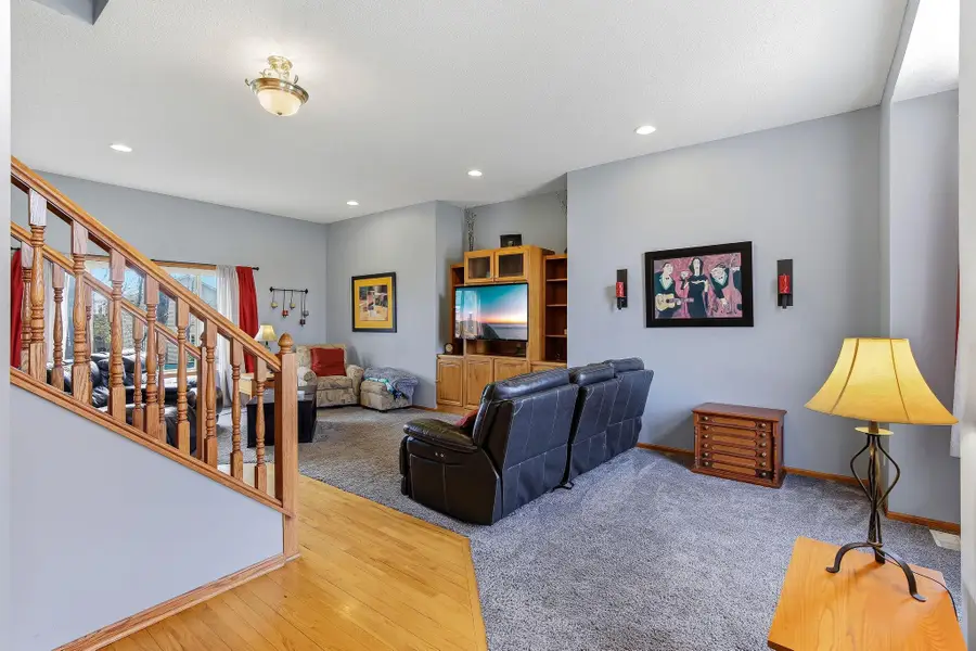 9918 Kiwi Avenue N, Brooklyn Park, MN 55443 - #3