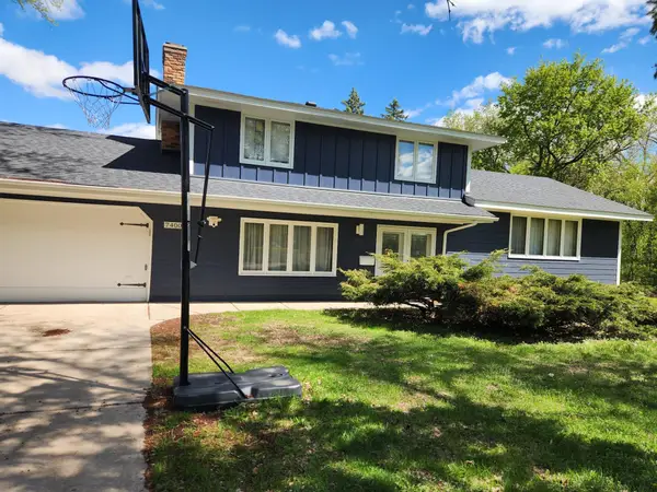 7400 Major Avenue N, Brooklyn Park, MN 55443